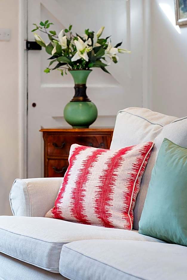 Veeve - Verdant Vistas