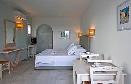 Deluxe Double or Twin Room with Balcony