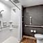 Cambria Hotel Milwaukee Downtown