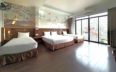 Family Suite with Balcony