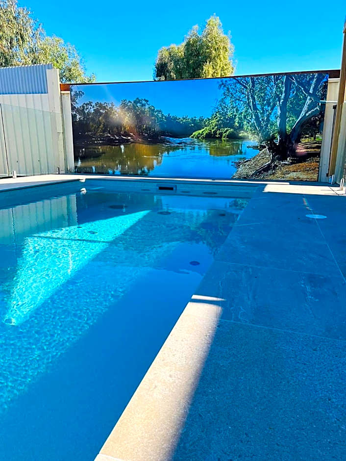 Golden River Motor Inn