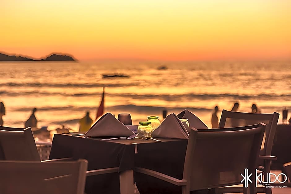 Kudo Hotel & Beach Club (Adults Only)