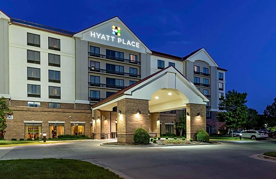 Hyatt Place Overland Park Convention Center