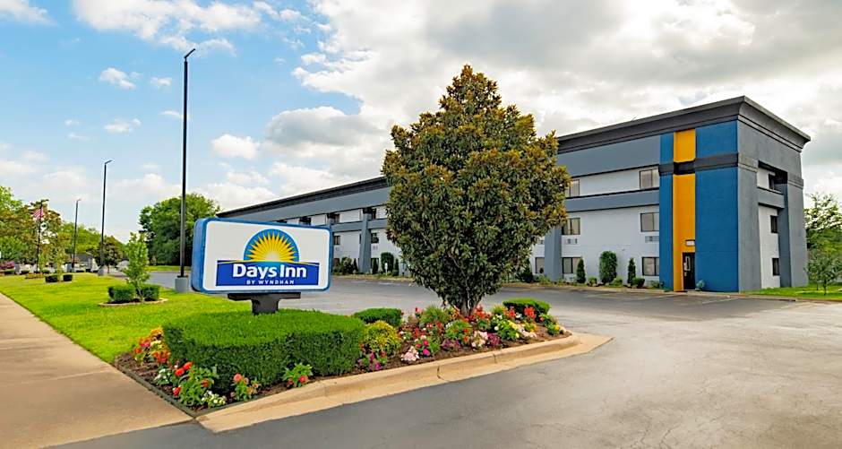 Days Inn by Wyndham Fort Smith