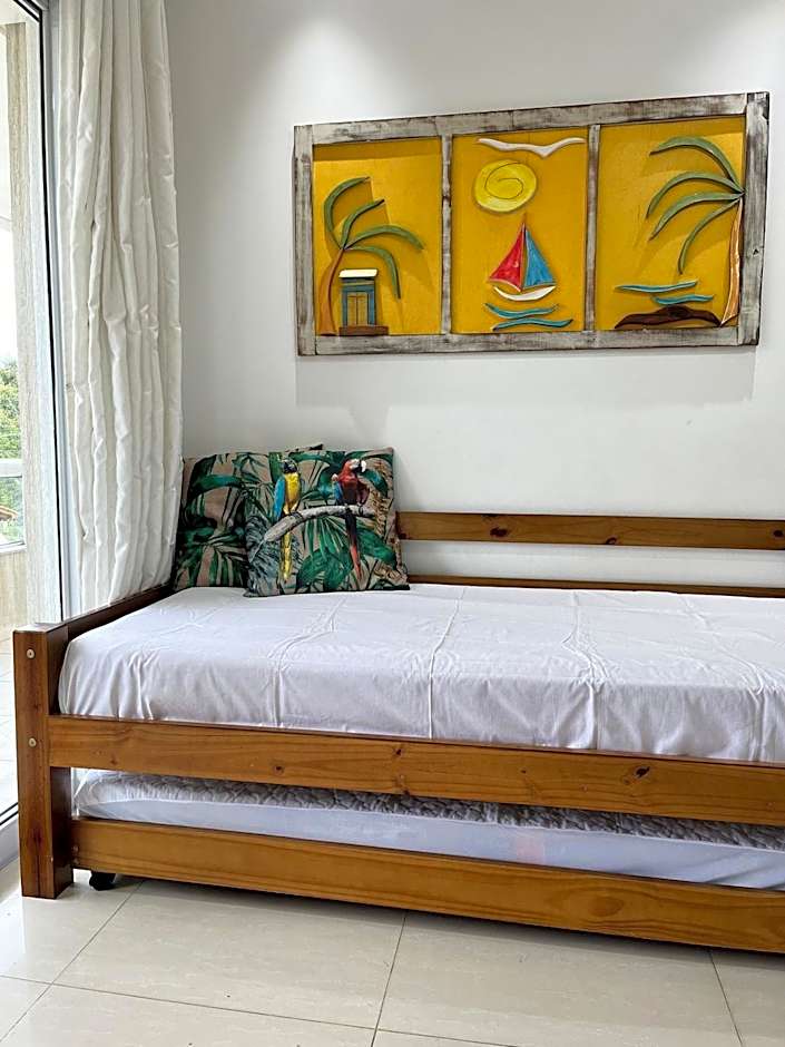 B119 - Apto para 06 pessoas perto do mar em Bombas