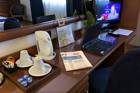 DOUBLE SINGLE USE STANDARD