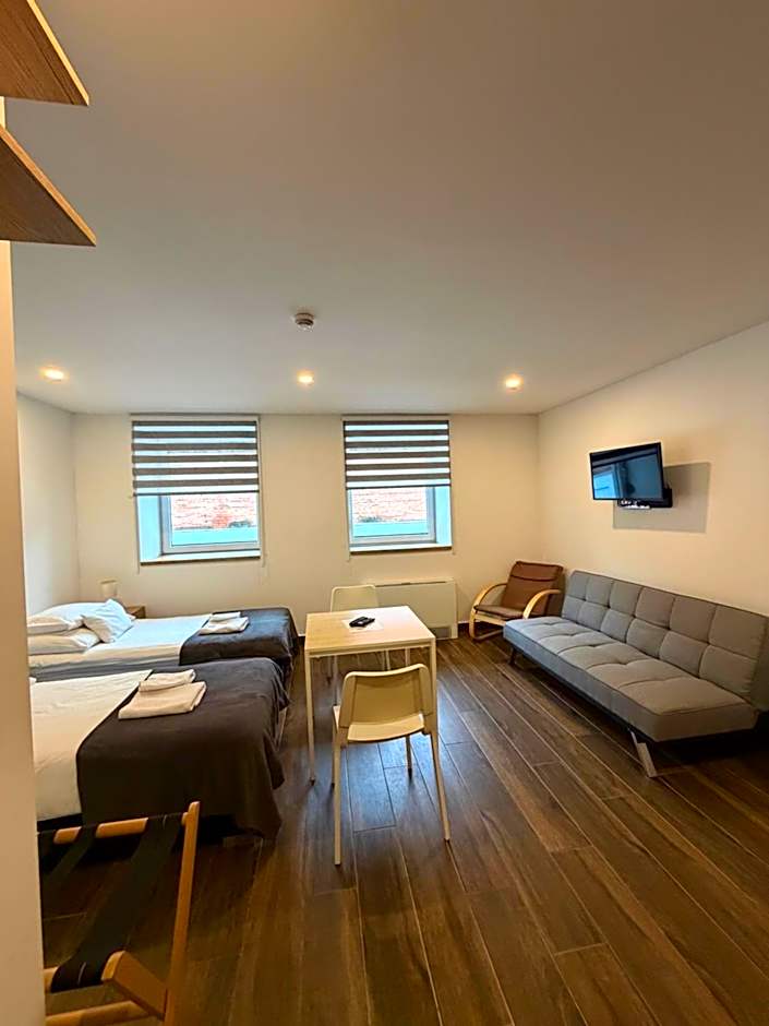 M70 Apartmanház