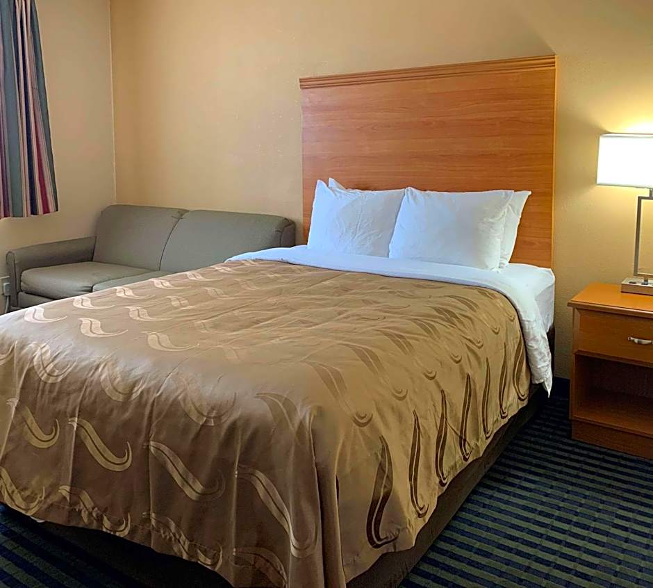 Quality Inn Ottawa near Starved Rock State Park