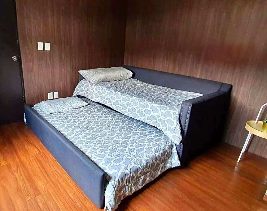 306 Zocalo Cathedral 2Bdrm 2bath apt AC Rooftop