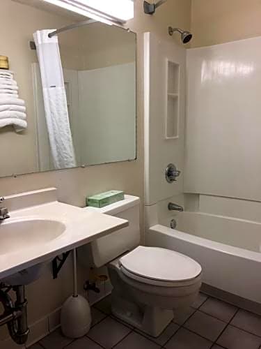 Photo 1 of 6 of Double Room with Two Double Beds - Smoking