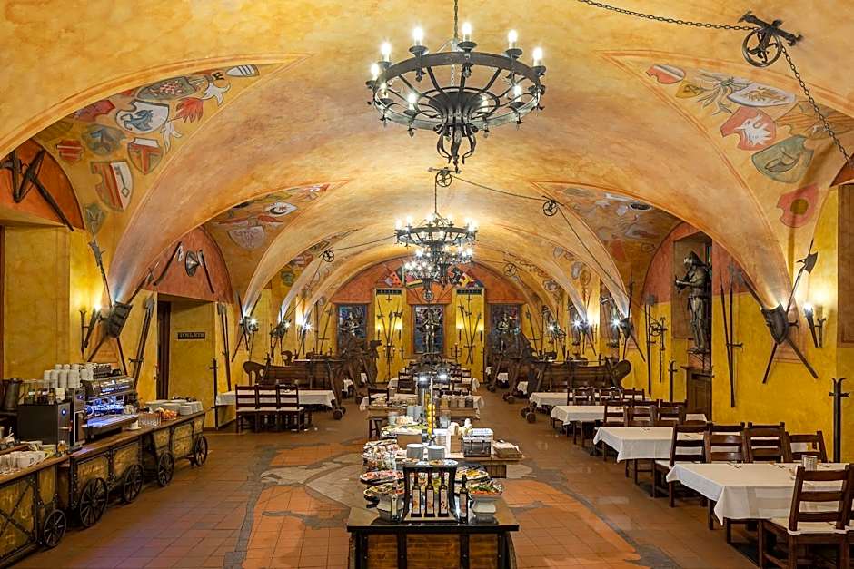 Pytloun Old Armoury Hotel Prague, Stara Zbrojnice