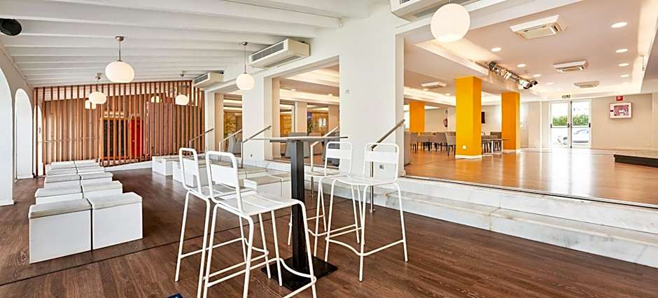 Globales Los Delfines