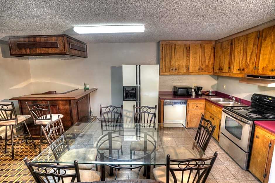 Amerivu Inn & Suites - Helen - Downtown