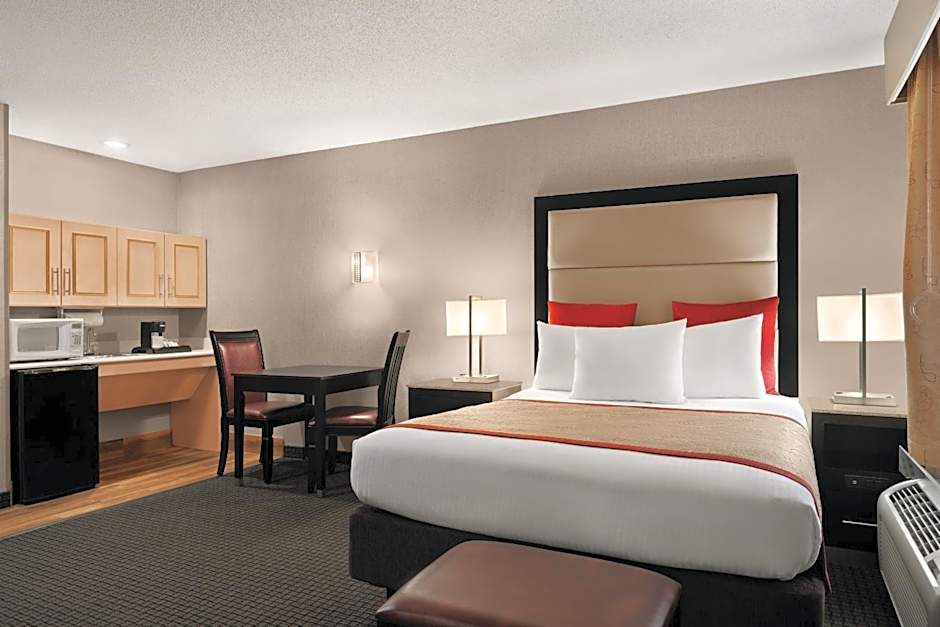 Lancaster Suites