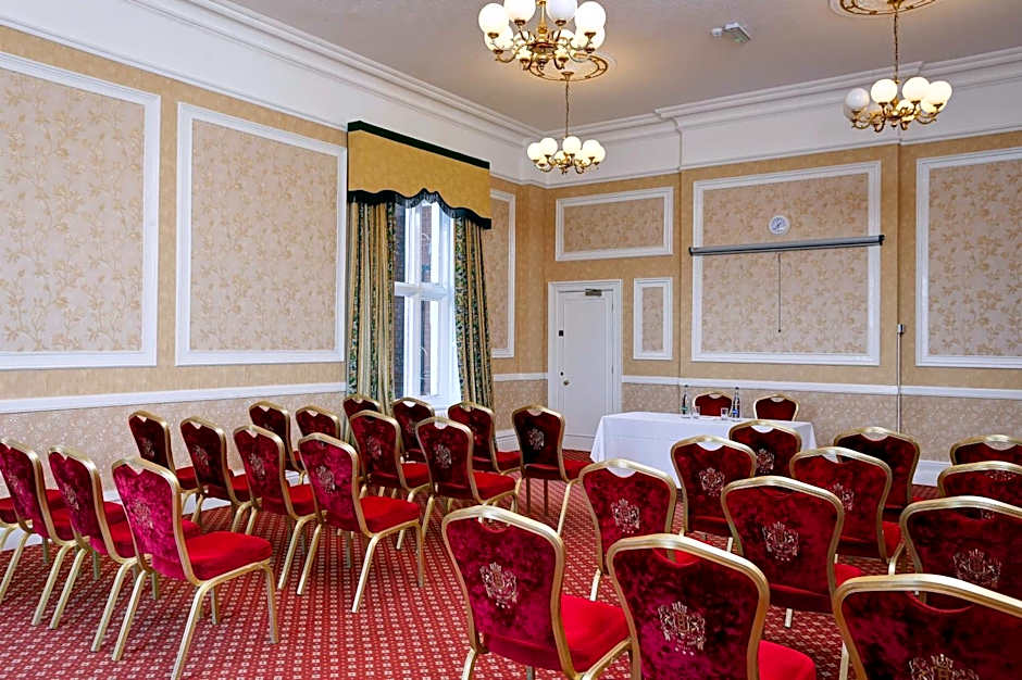 Belvilla Crewe Arms Hotel