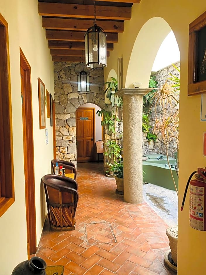 Hotel Antigua Casa de Piedra