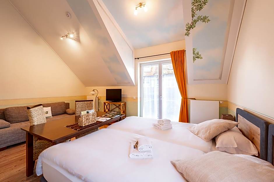 SCHUSTERjunge Aparthotel I Zentral I Studio Apartments I Küche & Bad I Parkplatz