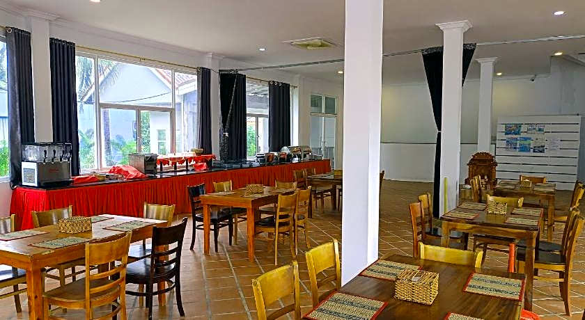 SCARLET SAILS BUNGALOW