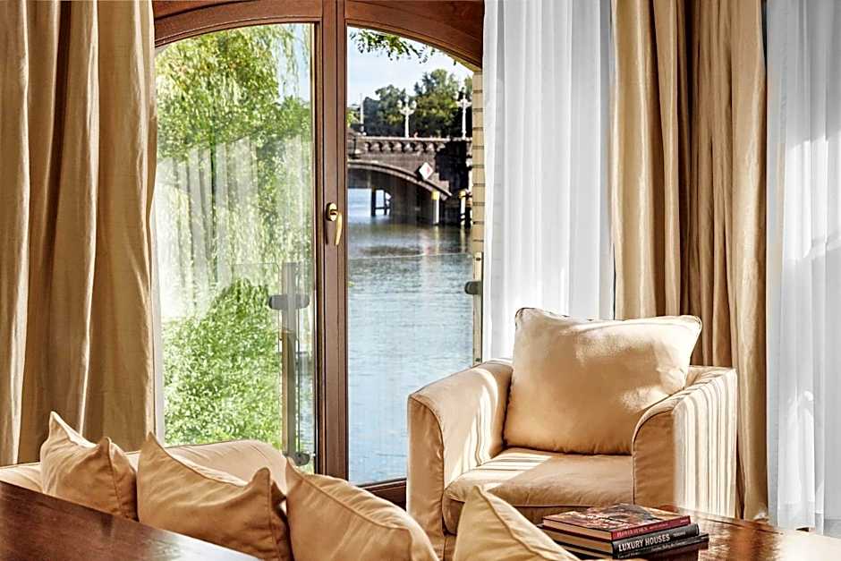 AMERON Berlin ABION Spreebogen Waterside