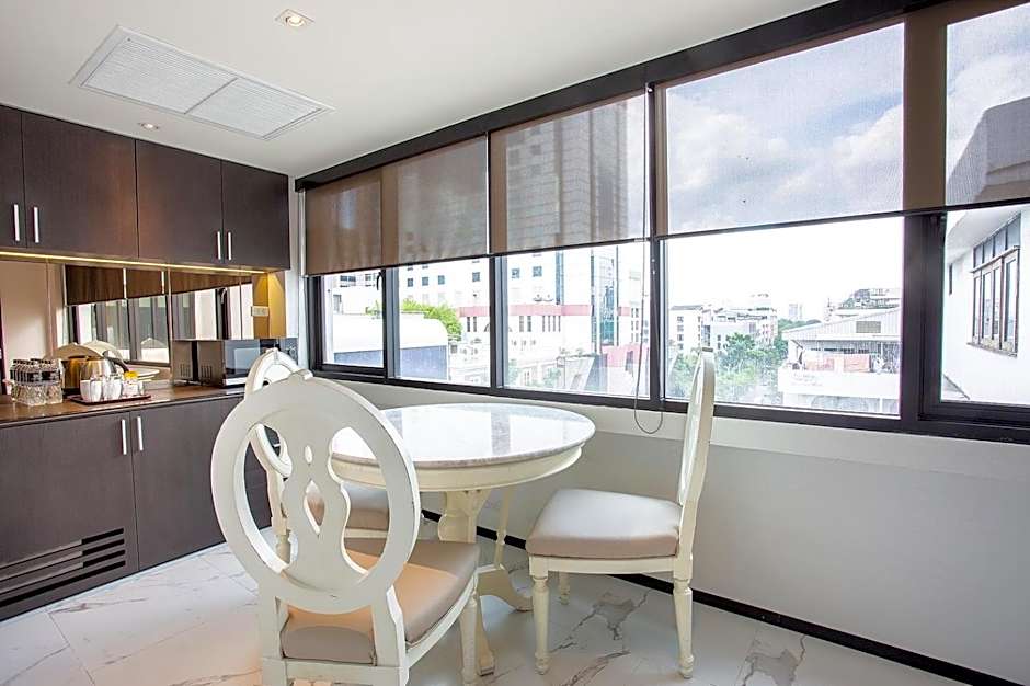 Grace Hotel Bangkok (SHA Plus)