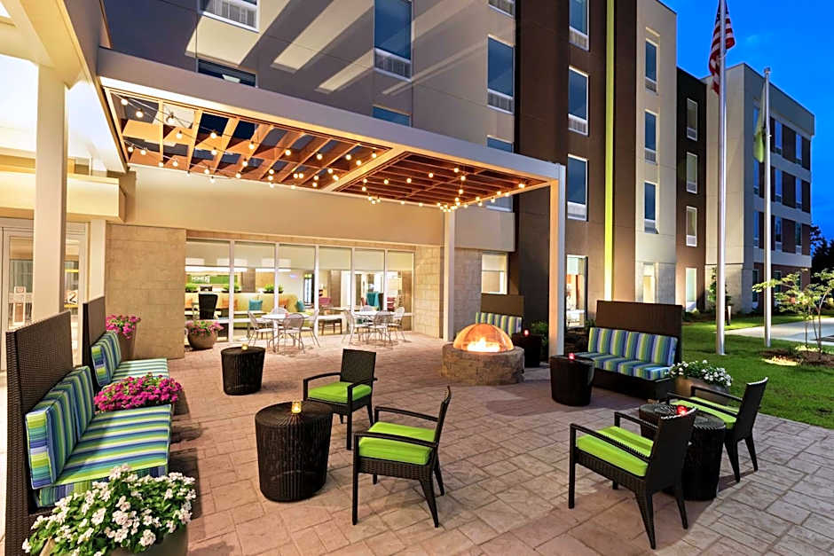 Home2 Suites By Hilton Savannah Airport