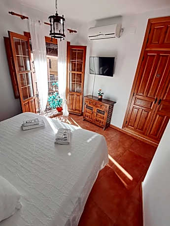 Double or Twin Room with Bathroom