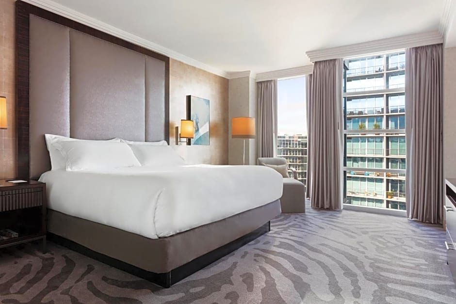 Loews Atlanta Hotel