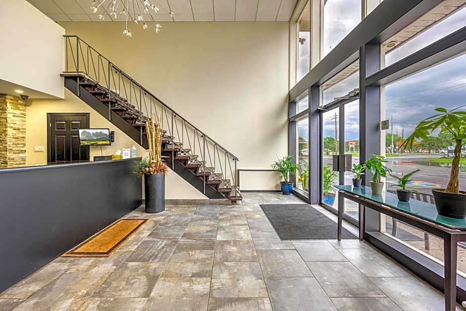 Travelodge by Wyndham Sarnia