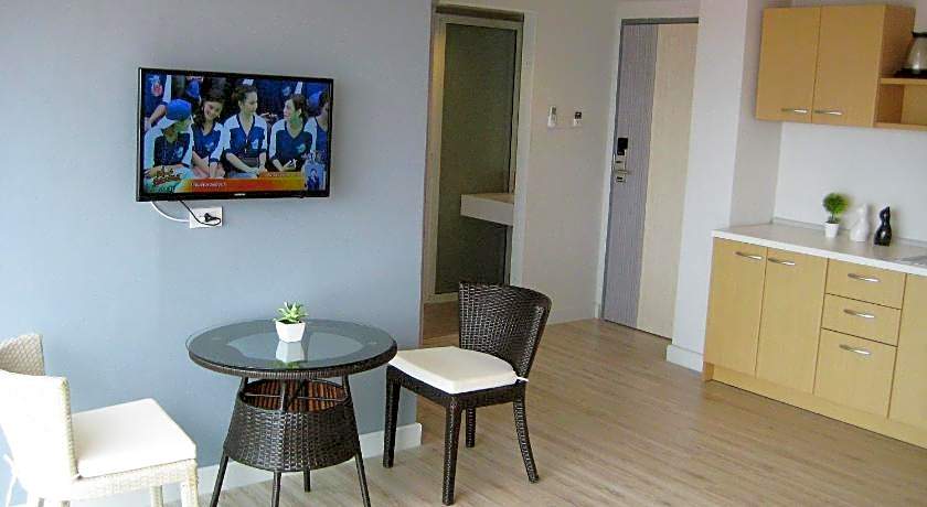 Nantra Pattaya Baan Ampoe Beach