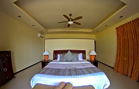Two-Bedroom Ocean View Suite With Infinity Pool