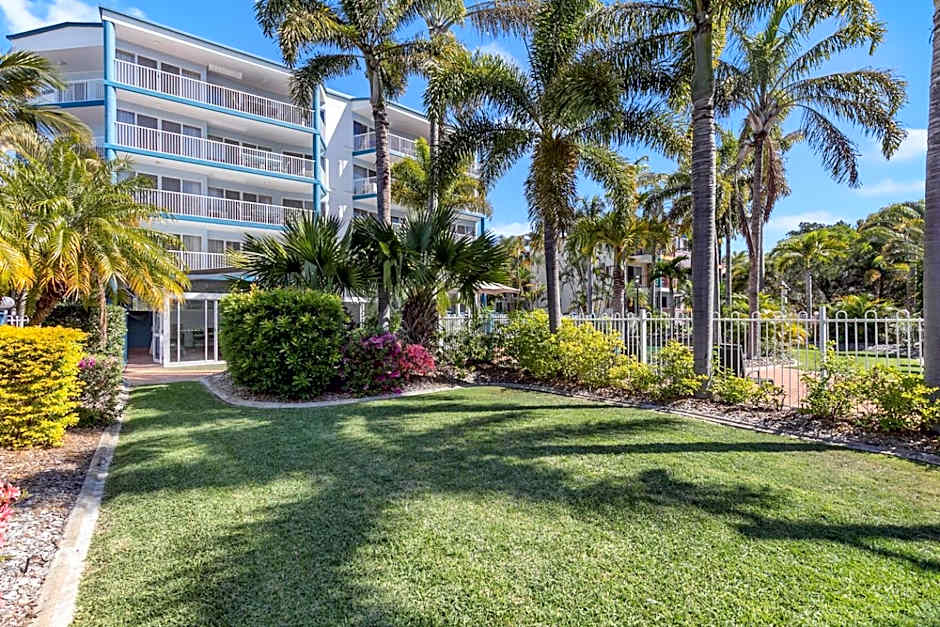 White Crest Apartments