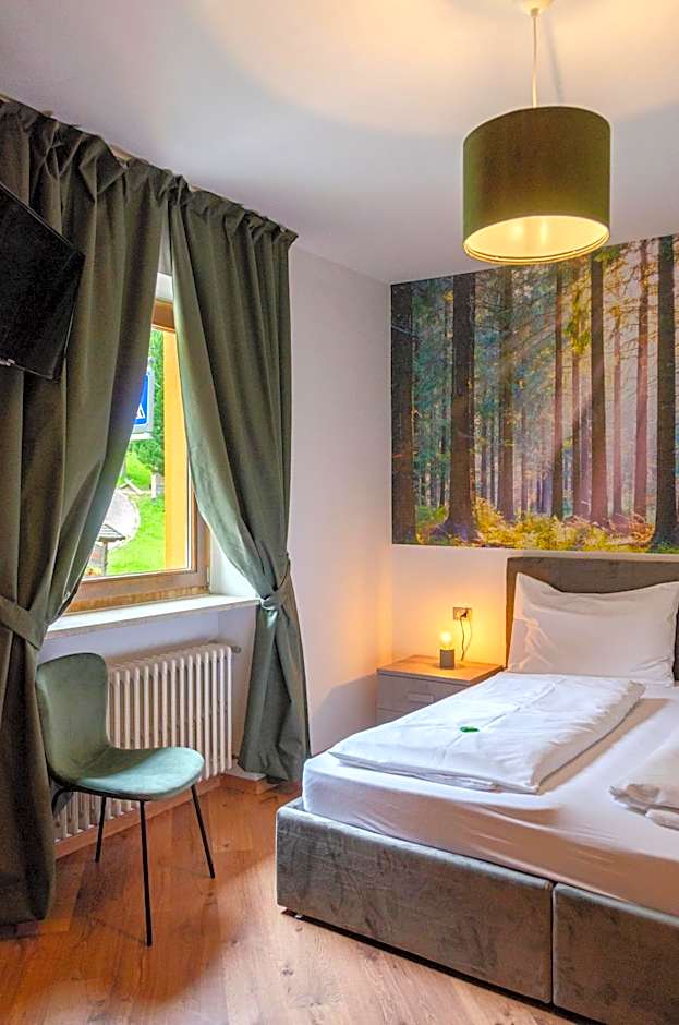 Kyrr Smart Mountain Retreat