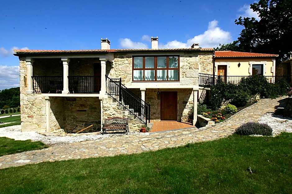 Photo 1 of 26 of Casa da Botica A Estrada