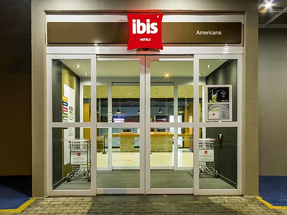 Ibis Americana