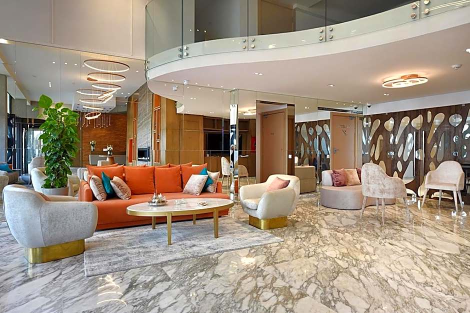 Flower Town Hotel & Spa