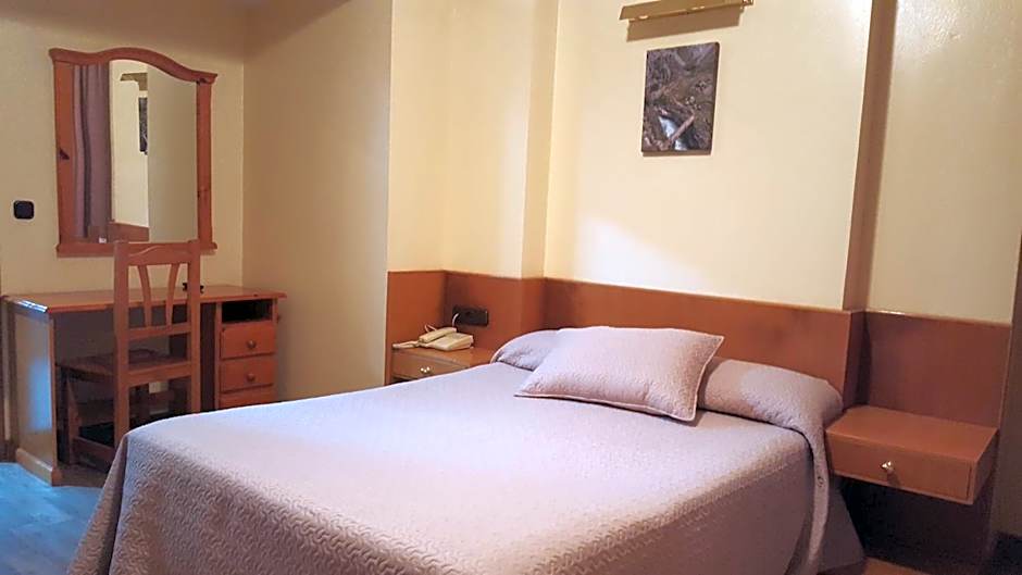 Hotel Naranjo De Bulnes