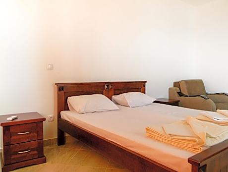 Triple Room with Sea View - Annex Building