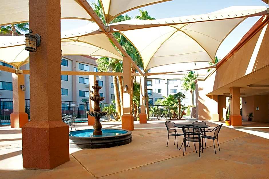 Radisson Hotel Casa Grande
