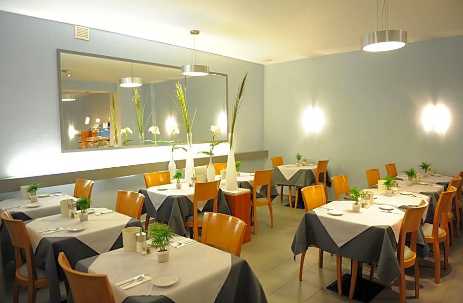 Central-Classic Hotel