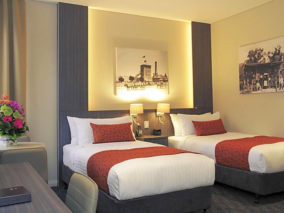 Mercure Orange