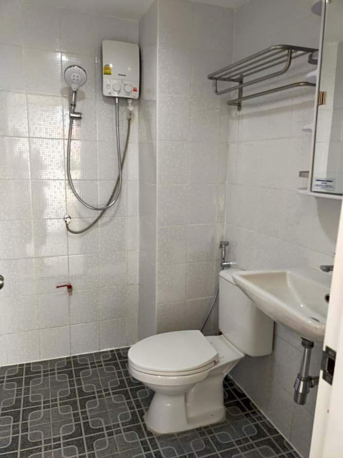 SRS3 STUDIO APARTMENT