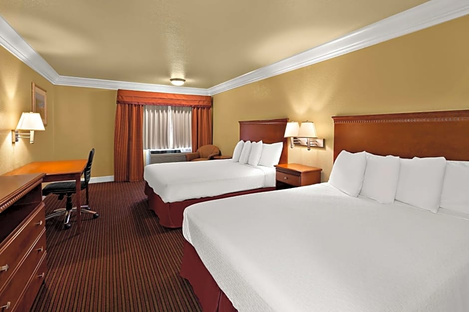 Best Western Willits Inn