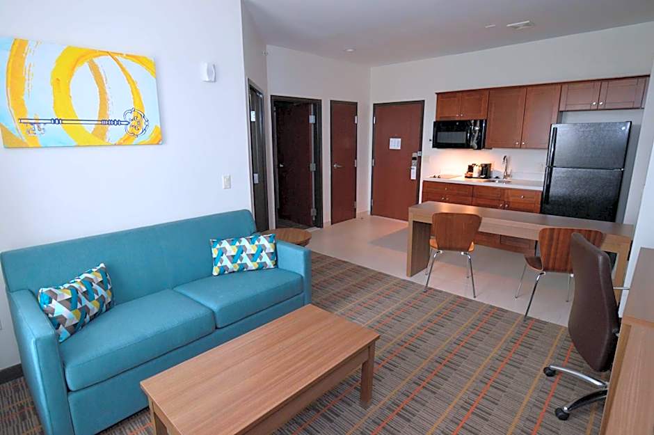 Best Western Ingleside Inn & Suites