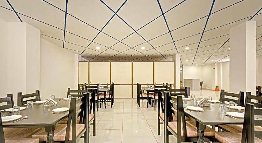 Treebo Paras Raj Near City Palace