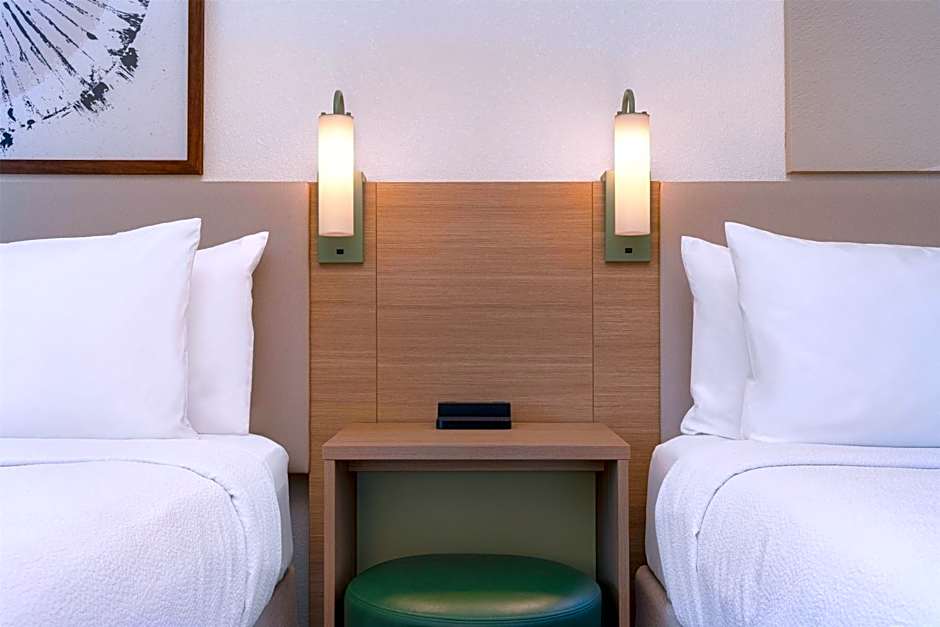 Spark by Hilton California Lexington Park