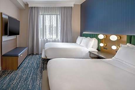 Suite with Two Double Beds Falls Tower