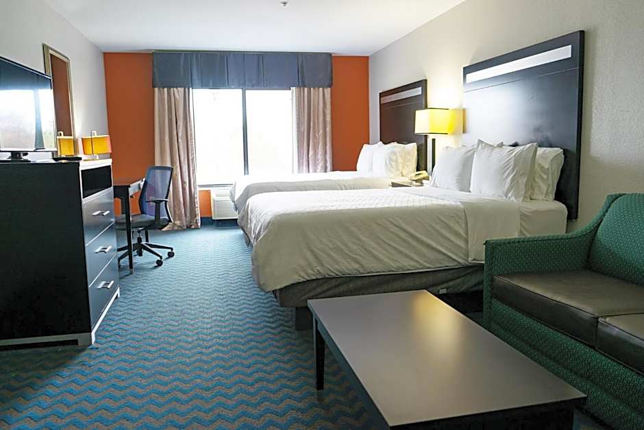 HOLIDAY INN EXPRESS & SUITES ROANOKE RAPIDS By IHG