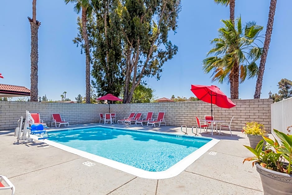 Ramada by Wyndham San Diego Poway Miramar