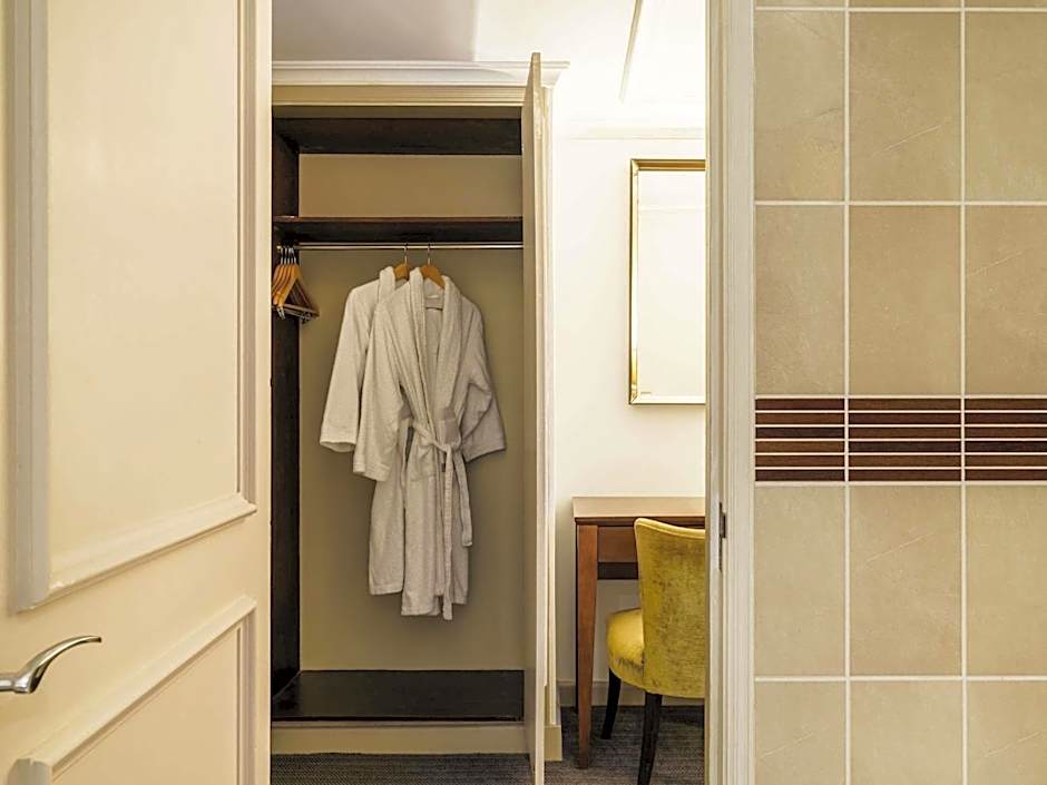 Mercure Exeter Southgate