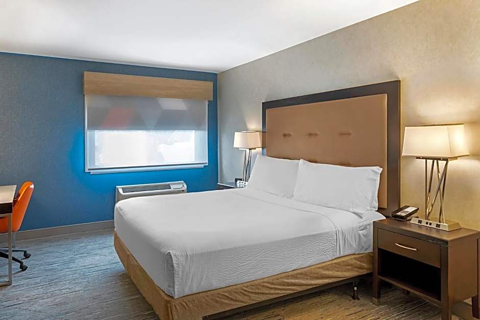 Holiday Inn Express Colton By IHG